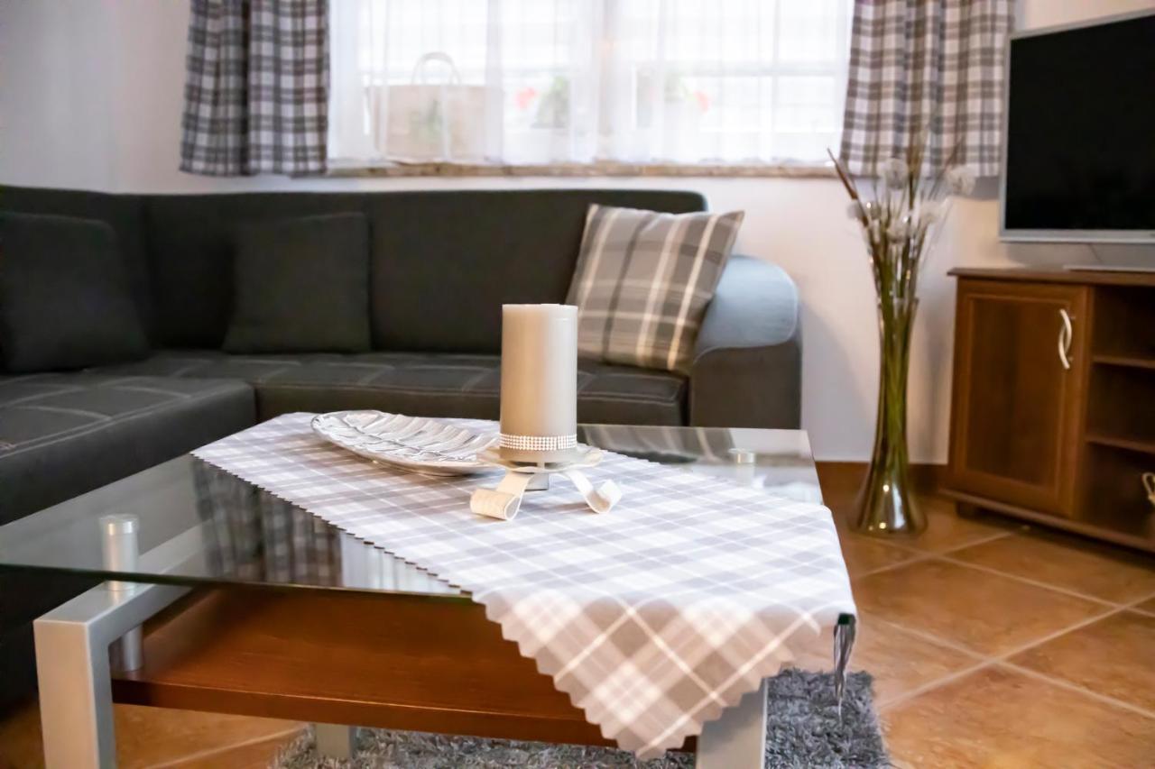 Tatrzanskie Spanie Pokoje Goscinne Poronin Exteriér fotografie